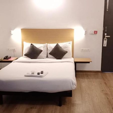 Hotel Amrita Ченнаї Екстер'єр фото
